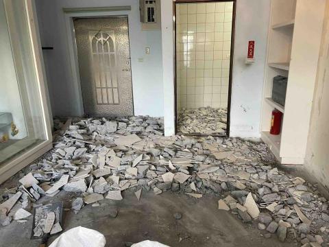 陳亮 - 地面打除