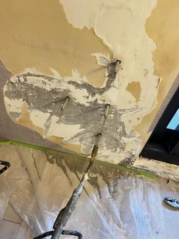 廣霖工程 - 落地窗抓漏處理