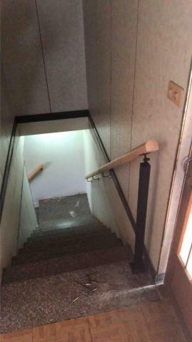 葉富捷 - 樓梯扶手