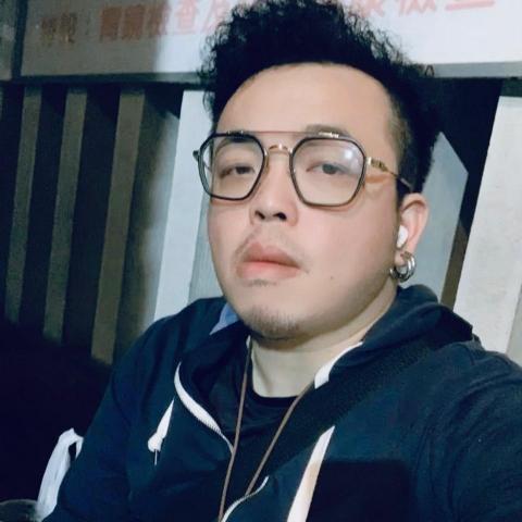 提供黏土家服務的專家黃彥豪