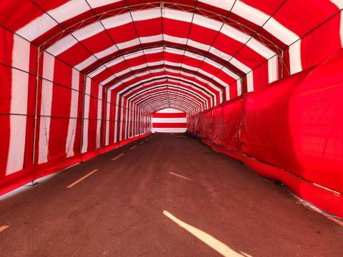 御雲閣帆布牌樓普桌行 - 圓拱帳