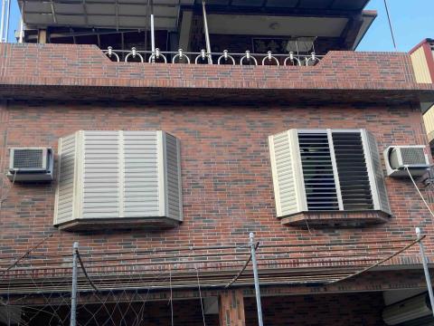 全美鋁門窗 - 八角百葉窗