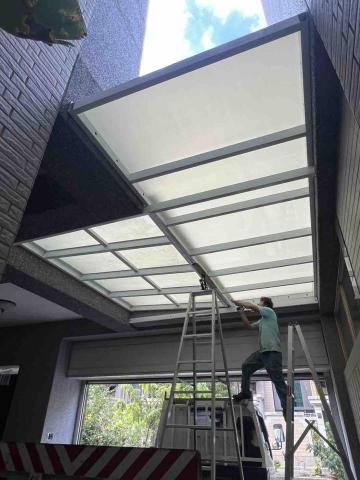 鋮泰工程行 - 玻璃採光罩