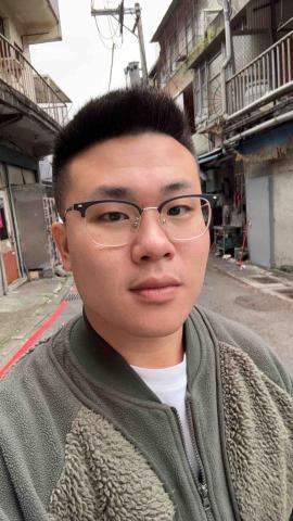 提供外送兼職服務的專家劉仕恩