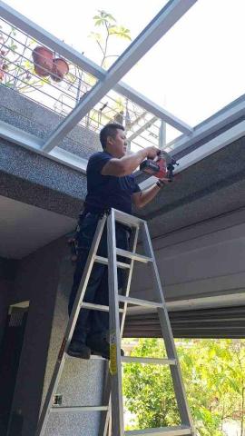 鋮泰工程行 - 玻璃採光罩施工