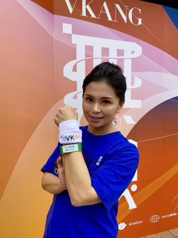 via makeup stylist - 運動會主持人妝髮梳化