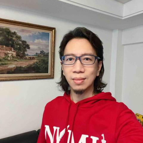 提供顧問費服務的專家曹英傑