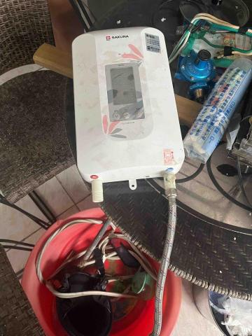 胡先生 - 瞬熱式電熱水器安裝維修