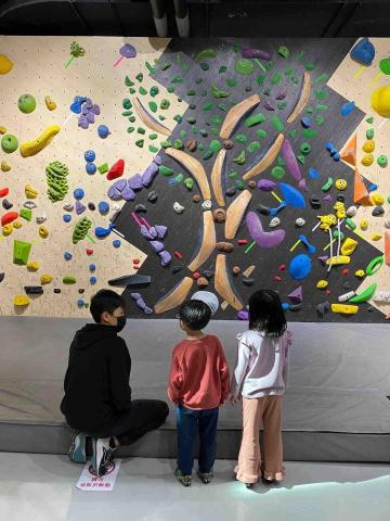 黃愉庭 -  黃愉庭 -