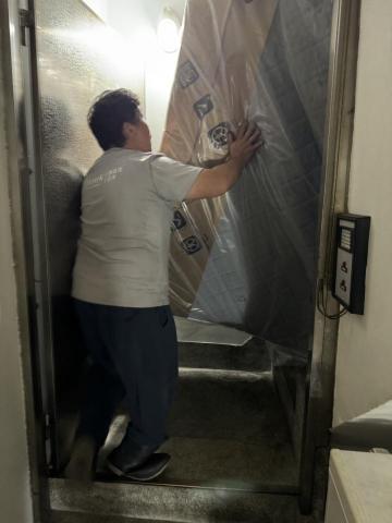 何健泉 - 專業人員