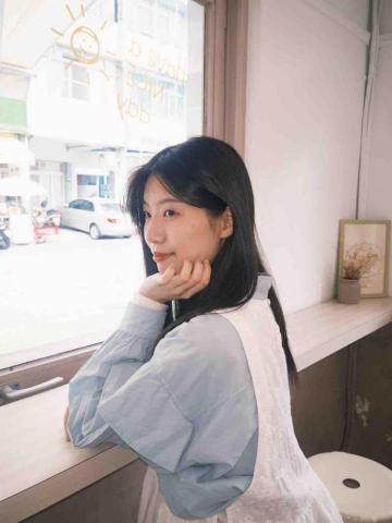 提供奧數題服務的專家王依璇