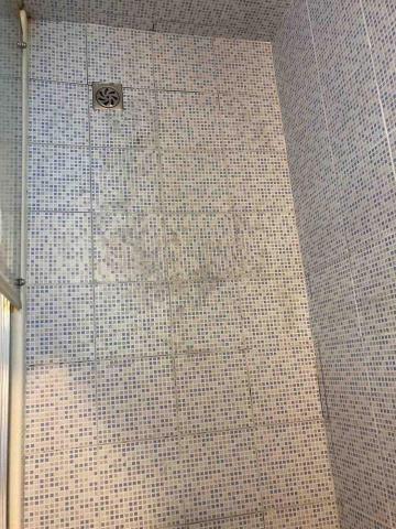 彭雅莉 - 地板皂垢後照