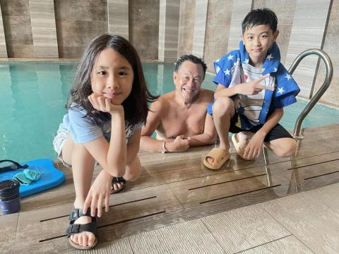 水上安全救生游泳移動教練 施紹雄 麥克叔叔 -  水上安全救生游泳移動教練 施紹雄 麥克叔叔 -