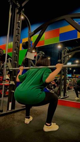 劉益廷 - *打造蜜桃臀
*深蹲訓練
*針對股四頭、臀大肌
*器械採用史密斯架
*保證五週內器材運用上手
 劉益廷 - *打造蜜桃臀
*深蹲訓練
*針對股四頭、臀大肌
*器械採用史密斯架
*保證五週內器材運用上手