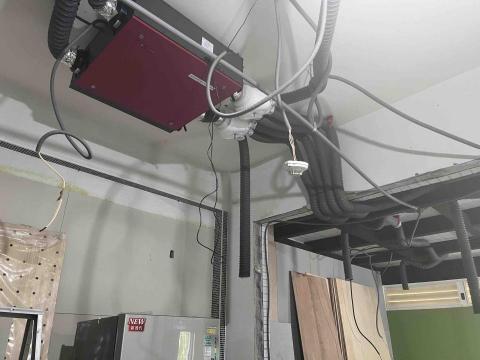 舒適宅宅工作室 - 