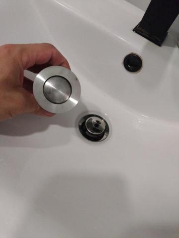 卉程創藝工作室 - 彈蓋落水頭更換