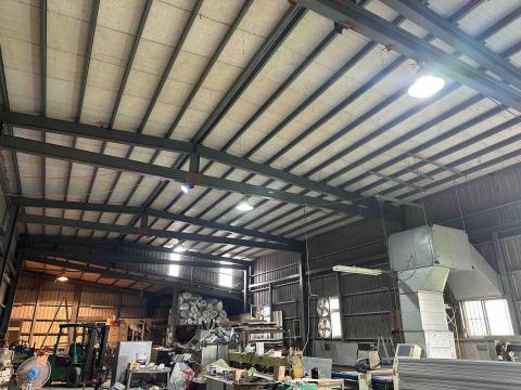 吳勝凱 - 工廠燈具維修 查線路（施工後）