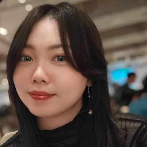 提供office课程服務的專家鐘若云