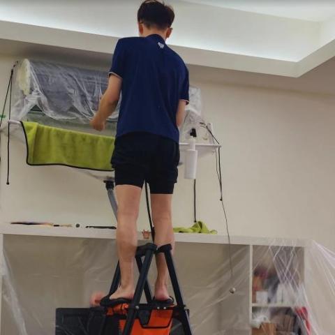 提供清洗冷氣風鼓服務的專家個人清洗工作室
