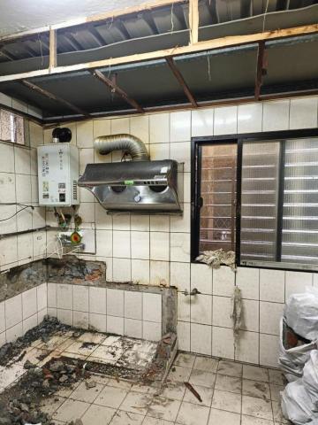 和渥居家修繕工程行 - 泥作灶台拆除