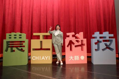 主持人雯哥｜黃晴雯 - 嘉義縣政府2024 翁章梁縣長就職六周年年終演說會-司儀