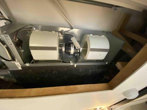 鉅良機電工程 - 吊隱式冷氣保養-2