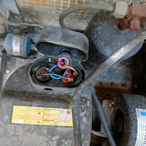 Herman Fung - 更换凍房壓縮機