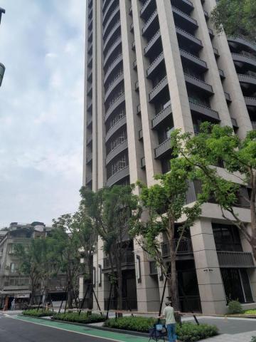 提供新娘服務的專家新娘婚紗