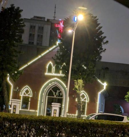 紀經儀 - 建築框燈工程