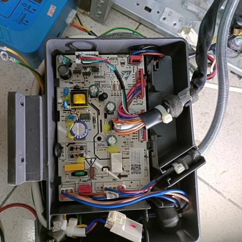 Herman Fung - 雪櫃更換變频板