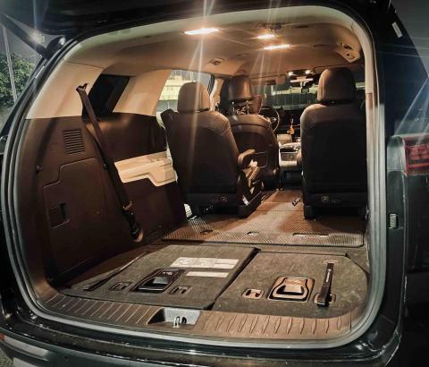 蔡凱瑞 - 第三排可以全面打平，載運較大物品