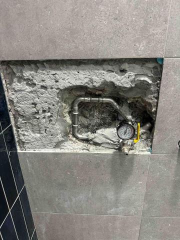 游士緯 - 管路漏水修繕