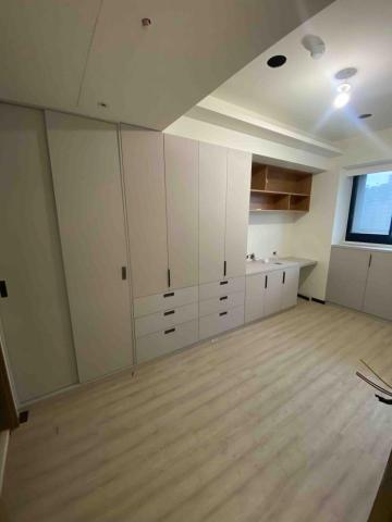 阡邑裝潢工程行 - 臥室衣櫃完成