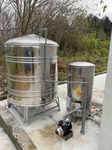 技毅水電 - 水塔及除熱型熱水器安裝