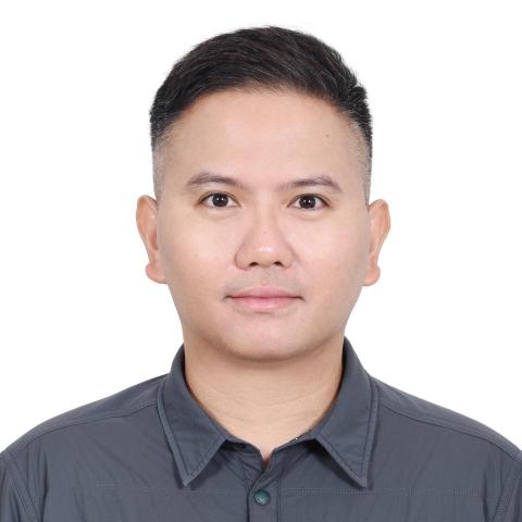 提供托福服務的專家Tom Lin