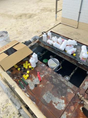 詮王國際有限公司 - 清潔~疏通大樓冷水管。