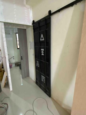 阡邑裝潢工程行 - 貨櫃門