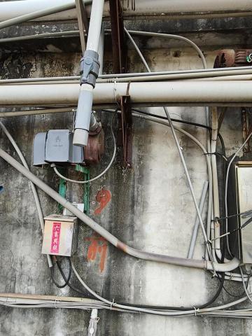 瑋成水電裝修工作室 - 施工前：馬達按裝位置