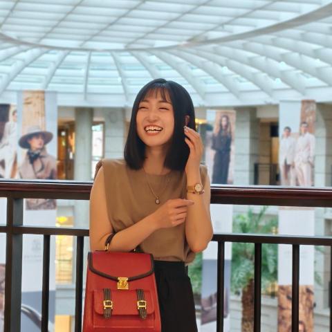 提供新生兒寫真服務的專家黃筠茜