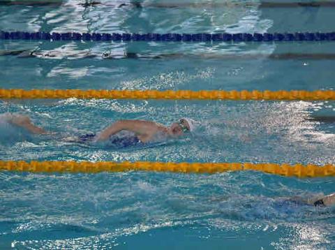 蕭尹婷 - 參加游泳比賽