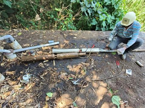 瑋成水電裝修工作室 - 施工中：沉水馬達更換作業