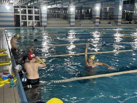 蕭尹婷 - 仰式划手動作講解