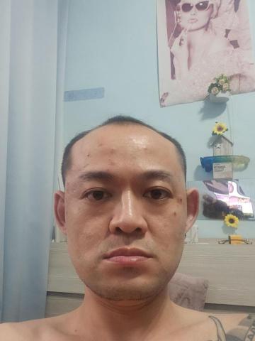 提供冷氣不冷服務的專家空調鐵人（小朱）