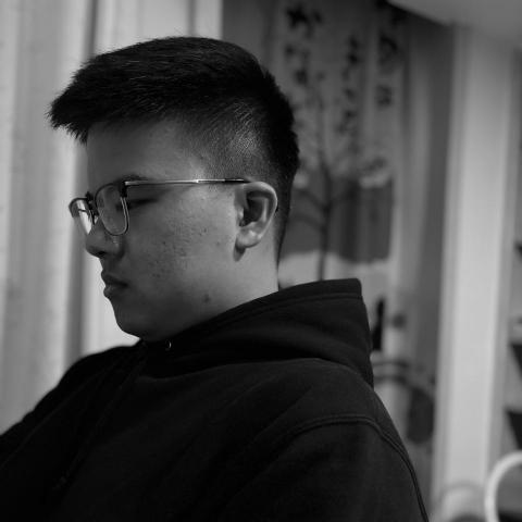 提供台北翻譯社期刊服務的專家廖至宣