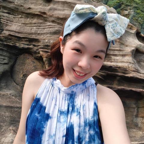 提供兼差服務的專家黃英瑄