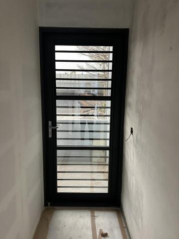 綠眾事業股份有限公司 - 三合一通風門