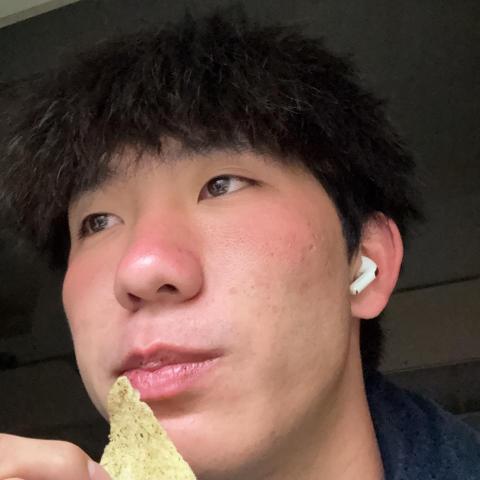 提供排球服務的專家黃輝祥