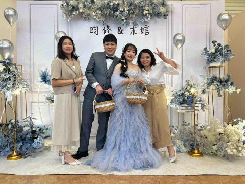 熱愛主持的Ariel_活動顧問 - 婚禮主持