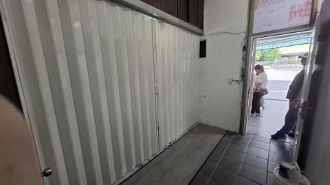 蔡ROber. - pvc拉門