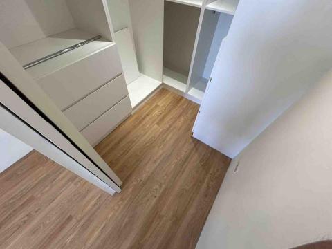 唐選建材工程有限公司 - 超耐磨木地板（完工照）